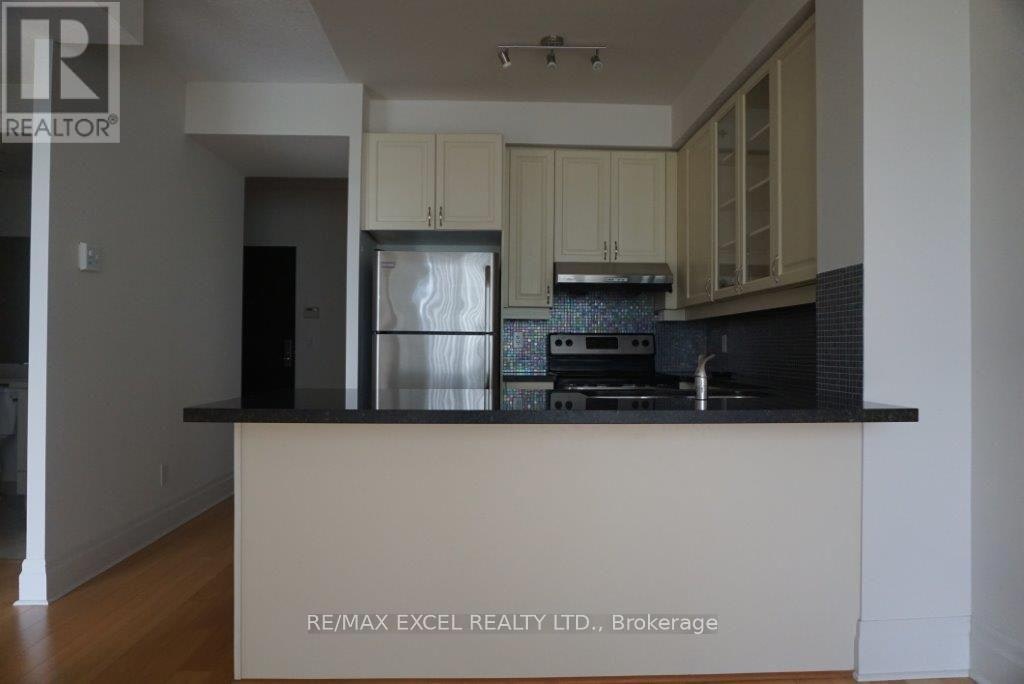 312-151 Upper Duke Crescent, Markham, ON, L6G 0E1