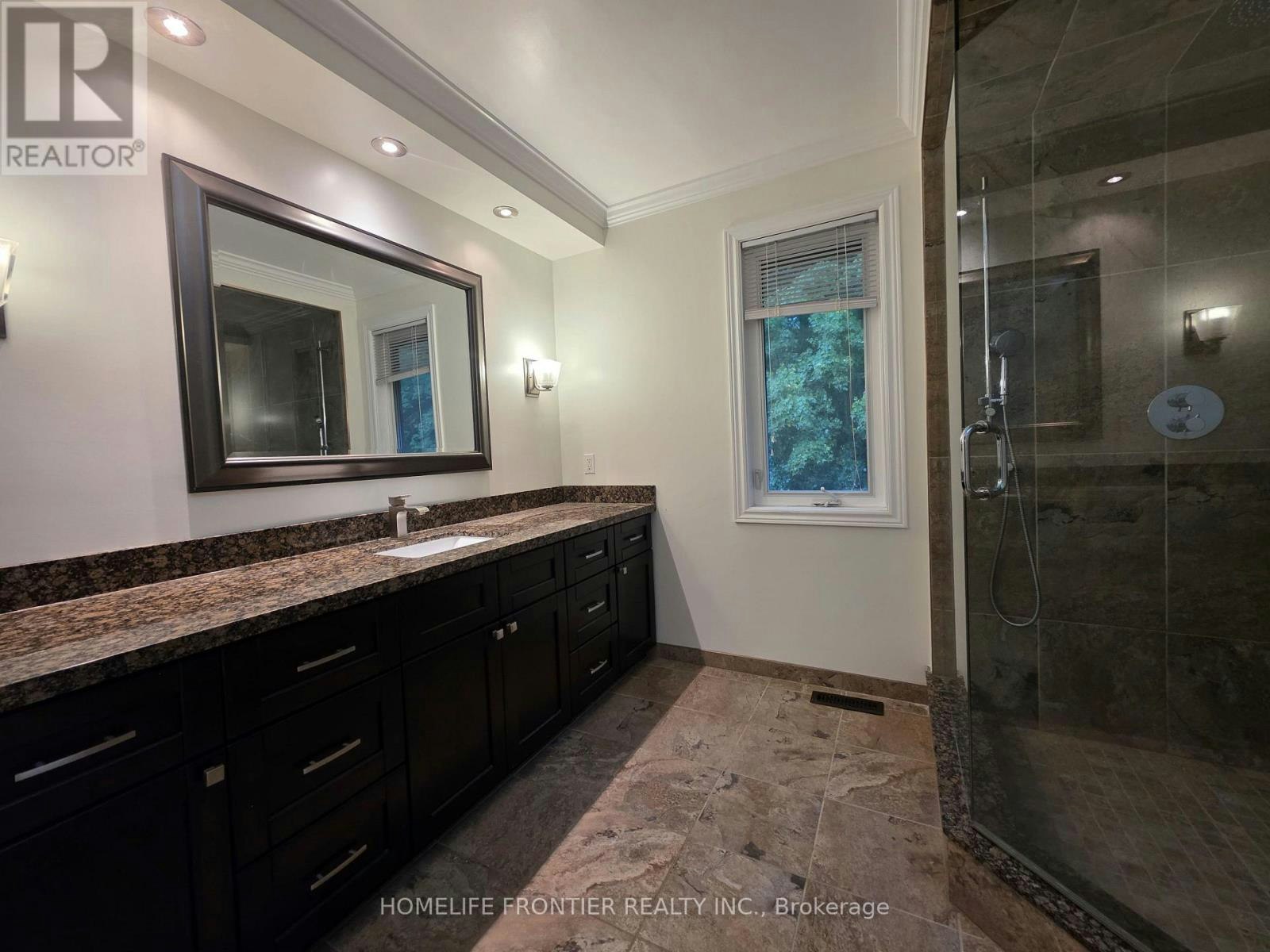 367 Herridge Circle, Newmarket, ON, L3Y 7J1 - 12