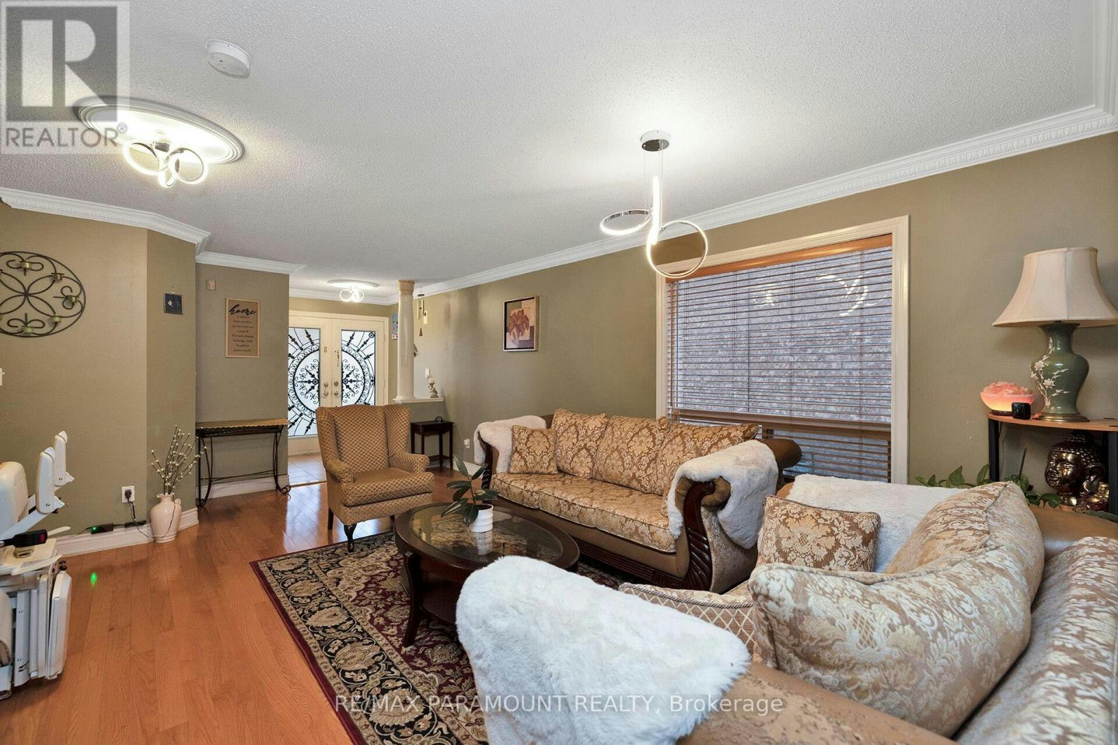 UPPER-7080 Magistrate Terrace, Mississauga, ON, L5W 1E3 - 8