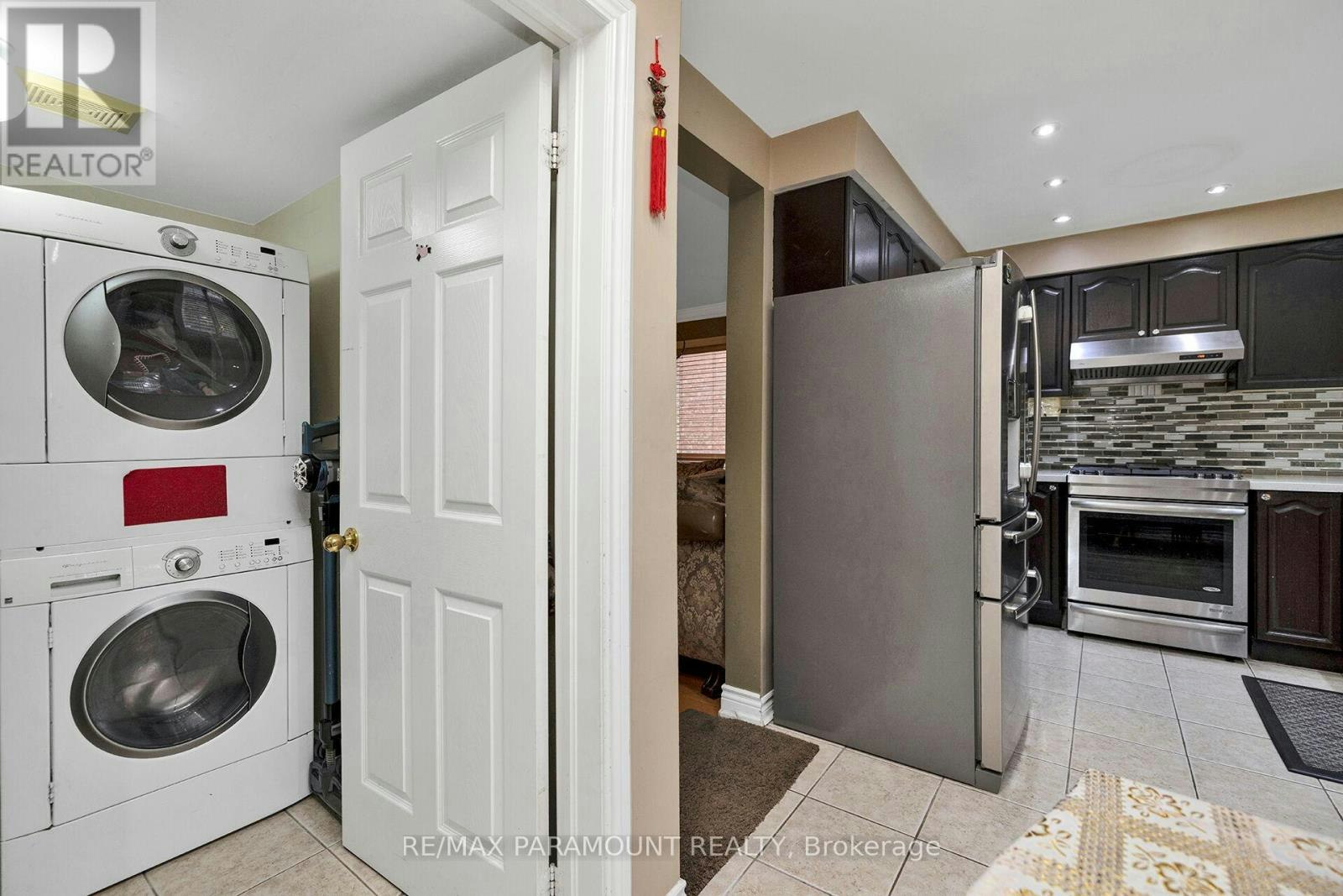 UPPER-7080 Magistrate Terrace, Mississauga, ON, L5W 1E3 - 17