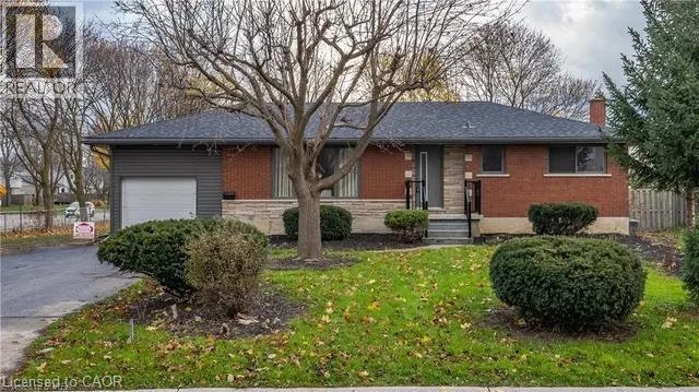 43 Patterson Avenue E, Brantford, ON, N3S 6X1 - 9