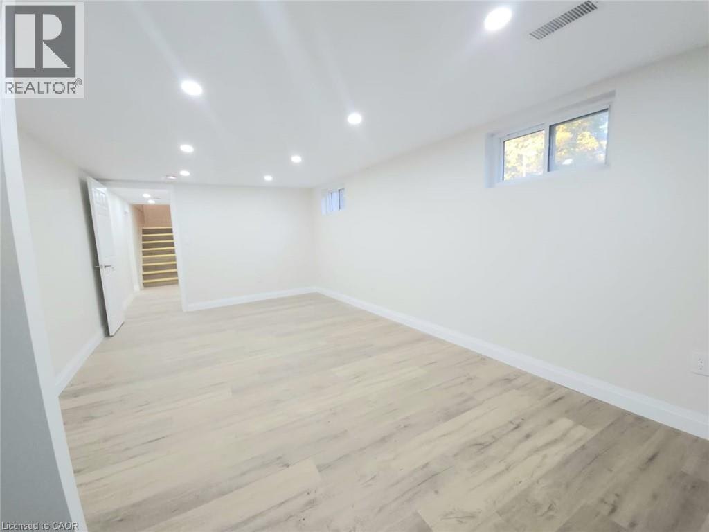 43 Patterson Avenue E, Brantford, ON, N3S 6X1 - 5