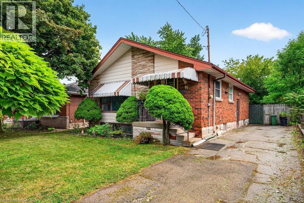 95 4th Street WEST, Hamilton, ON, L9C 3M8
