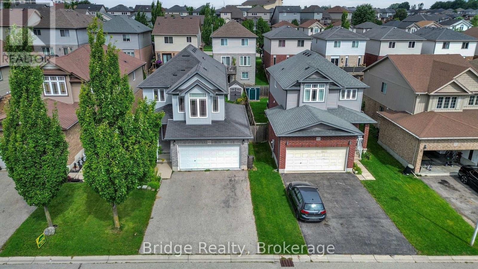 880 Frontenac Crescent, Woodstock, ON, N4V 0A8
