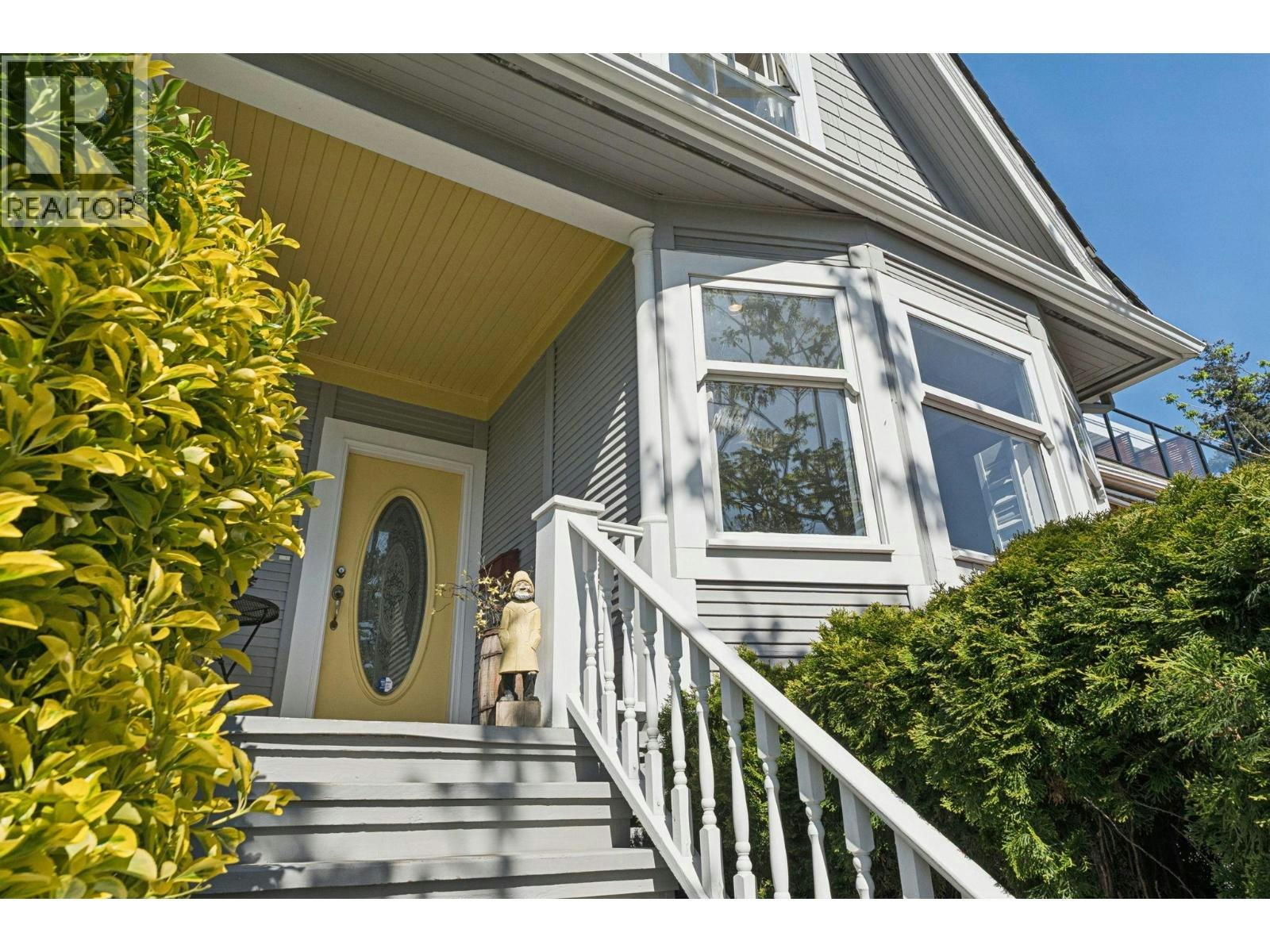 408 E 2nd Street, North Vancouver, BC, V7L 1C8