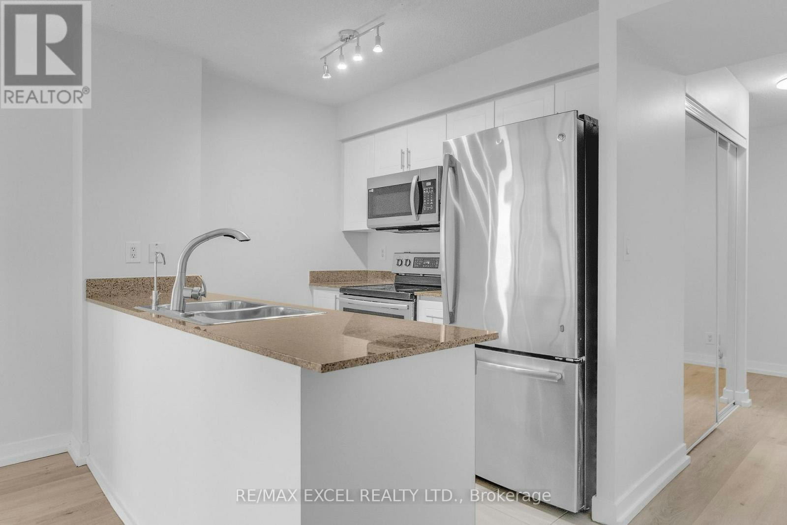 2310-397 Front Street W, Toronto, ON, M5V 3S1 - 24