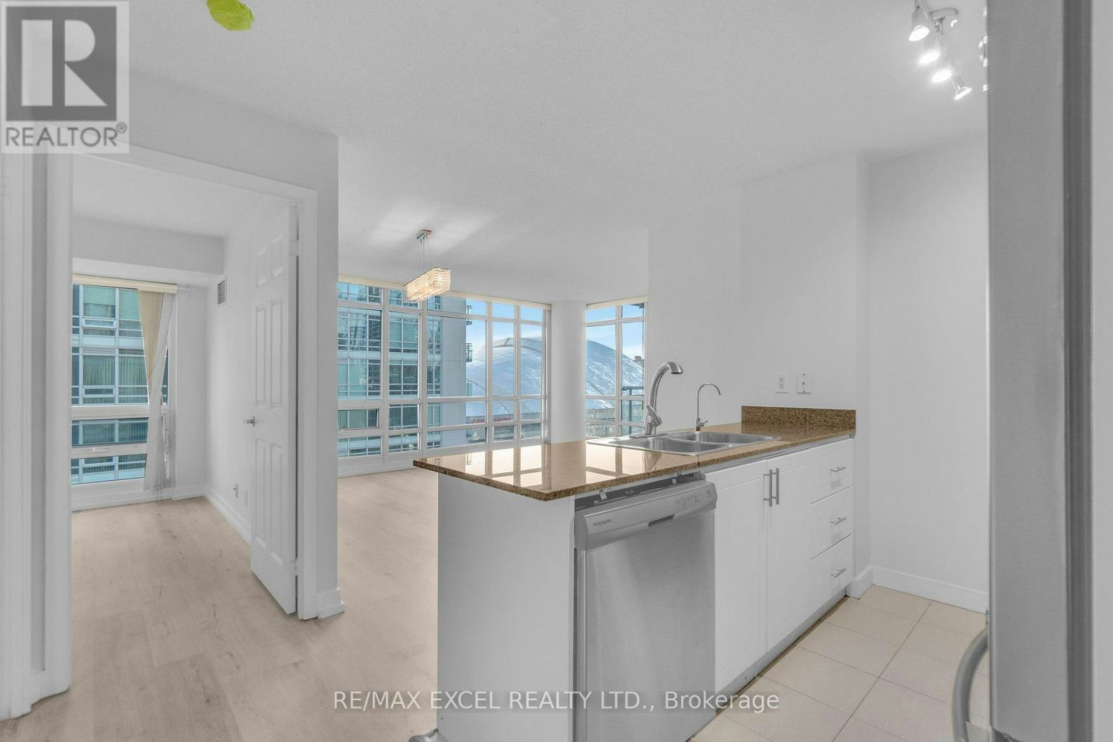 2310-397 Front Street W, Toronto, ON, M5V 3S1 - 14