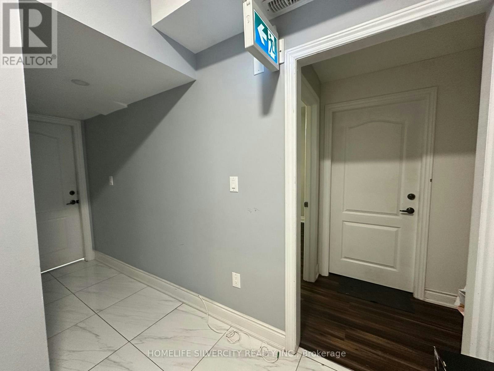 2-2 Tomahawk Court, Brampton, ON, L6P 0V2 - 5