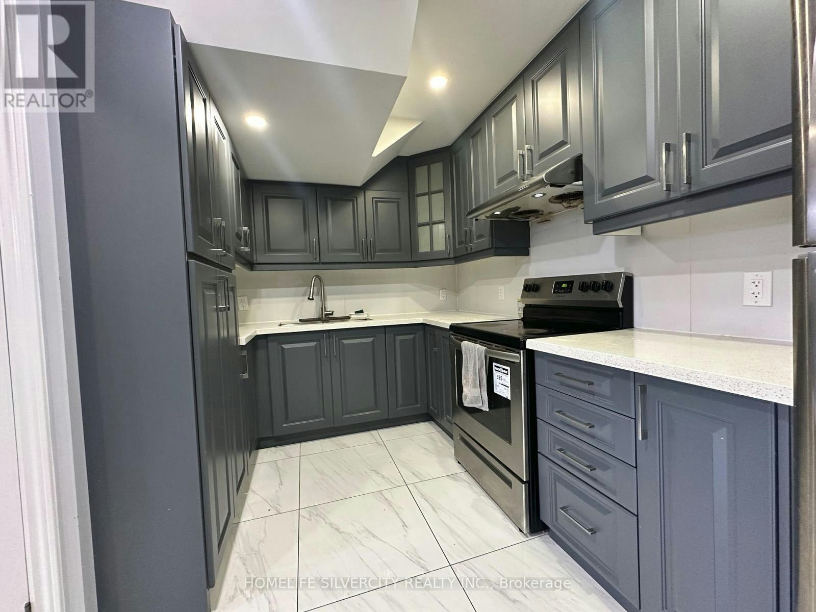 2-2 Tomahawk Court, Brampton, ON, L6P 0V2 - 12