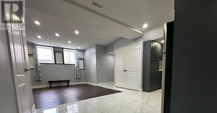 2-2 Tomahawk Court, Brampton, ON, L6P 0V2 - 21