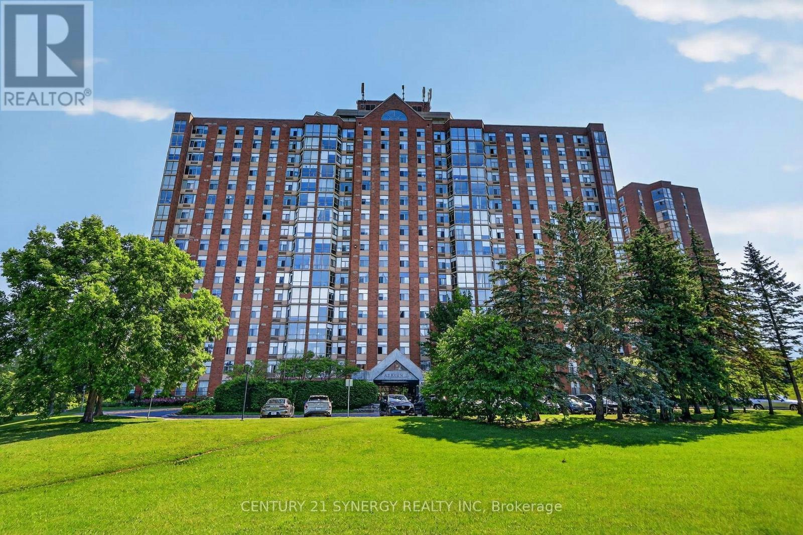 704-2759 Carousel Crescent, Ottawa, ON, K1T 2N5