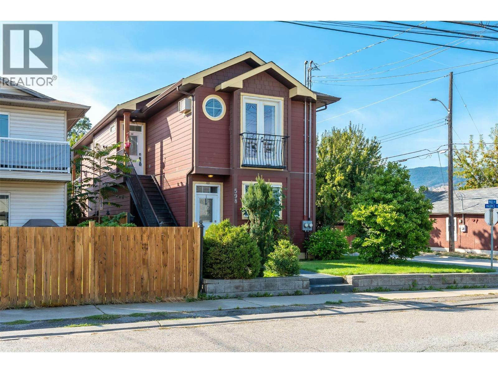 102-598 Wade Avenue, Penticton, BC, V2A 1V5