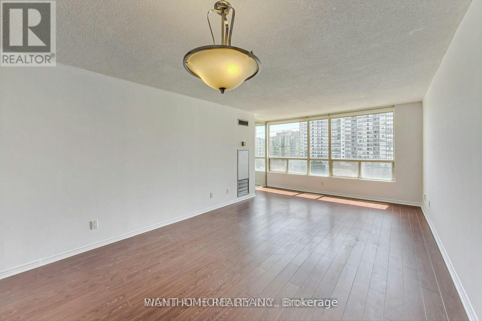 1709-5765 Yonge Street, Toronto, ON, M2M 4H9 - 7