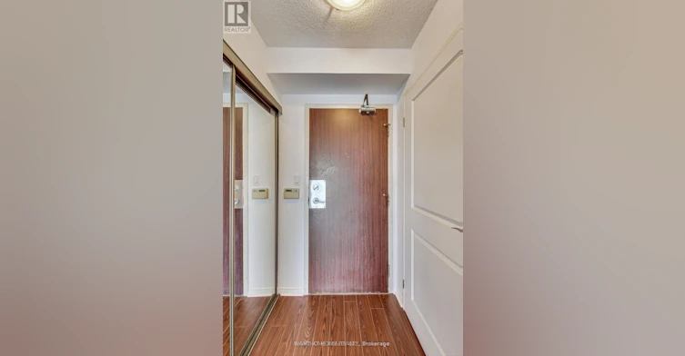1709-5765 Yonge Street, Toronto, ON, M2M 4H9 - 6