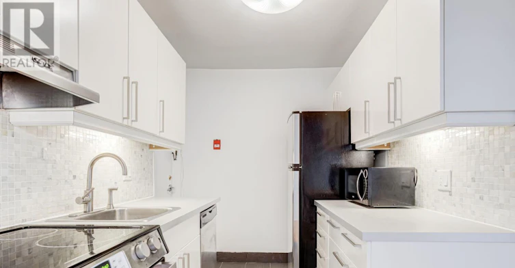 17-1599 Bathurst Street, Toronto, ON, M5P 3J1 - 15