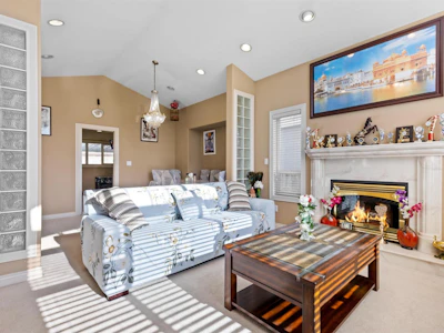 12865 63a Avenue - 5