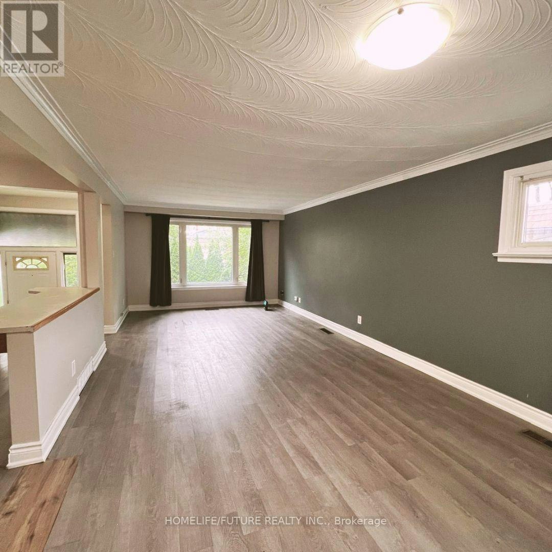 5 Watson Street, Toronto, ON, M1C 1E2 - 5