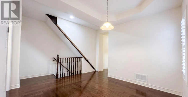 40 Crellin (First Floor Street, Ajax, ON, L1Z 0P1 - 17