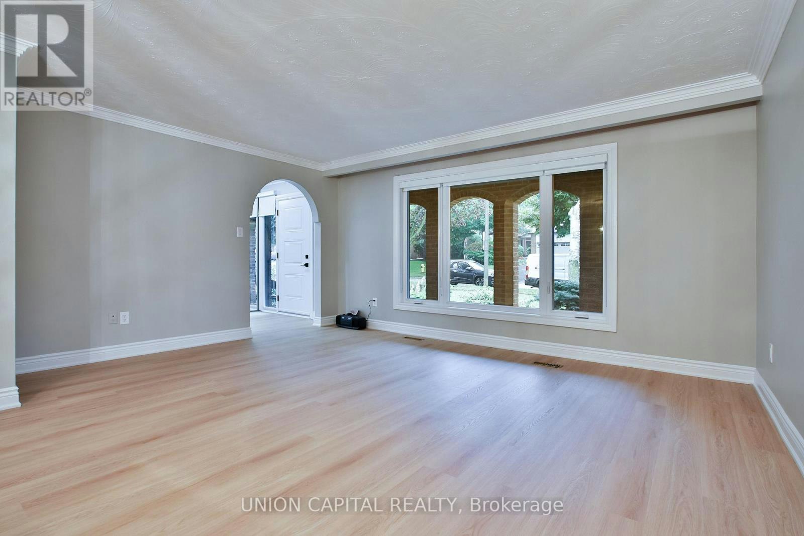 UPPER-131 Romfield Circuit, Markham, ON, L3T 3H7 - 21