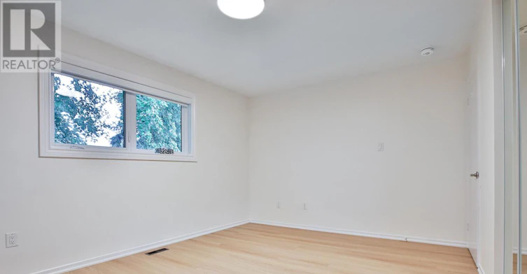 UPPER-131 Romfield Circuit, Markham, ON, L3T 3H7 - 12