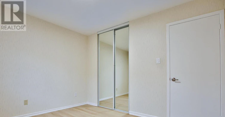 UPPER-131 Romfield Circuit, Markham, ON, L3T 3H7 - 9