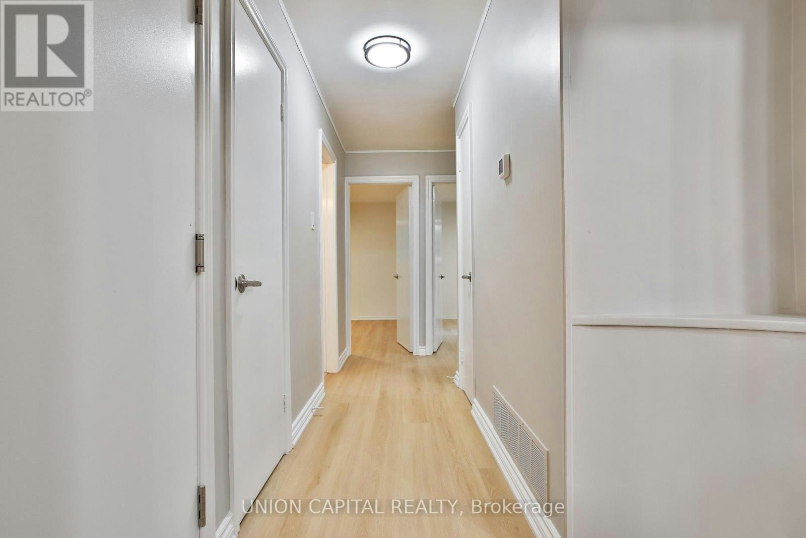UPPER-131 Romfield Circuit, Markham, ON, L3T 3H7 - 15