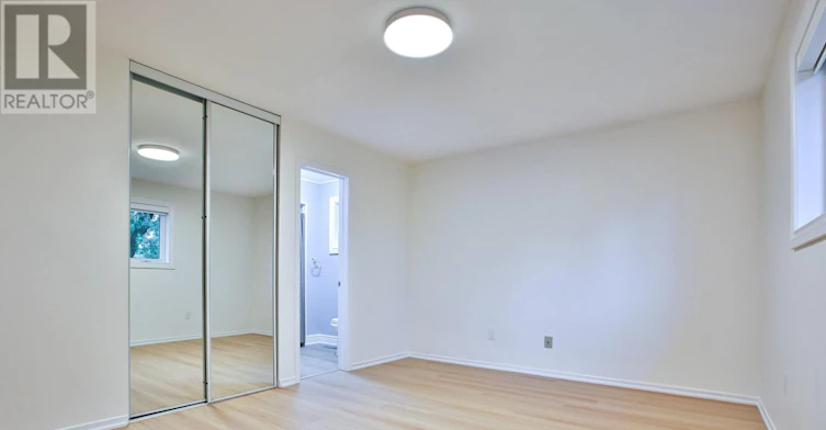 UPPER-131 Romfield Circuit, Markham, ON, L3T 3H7 - 11