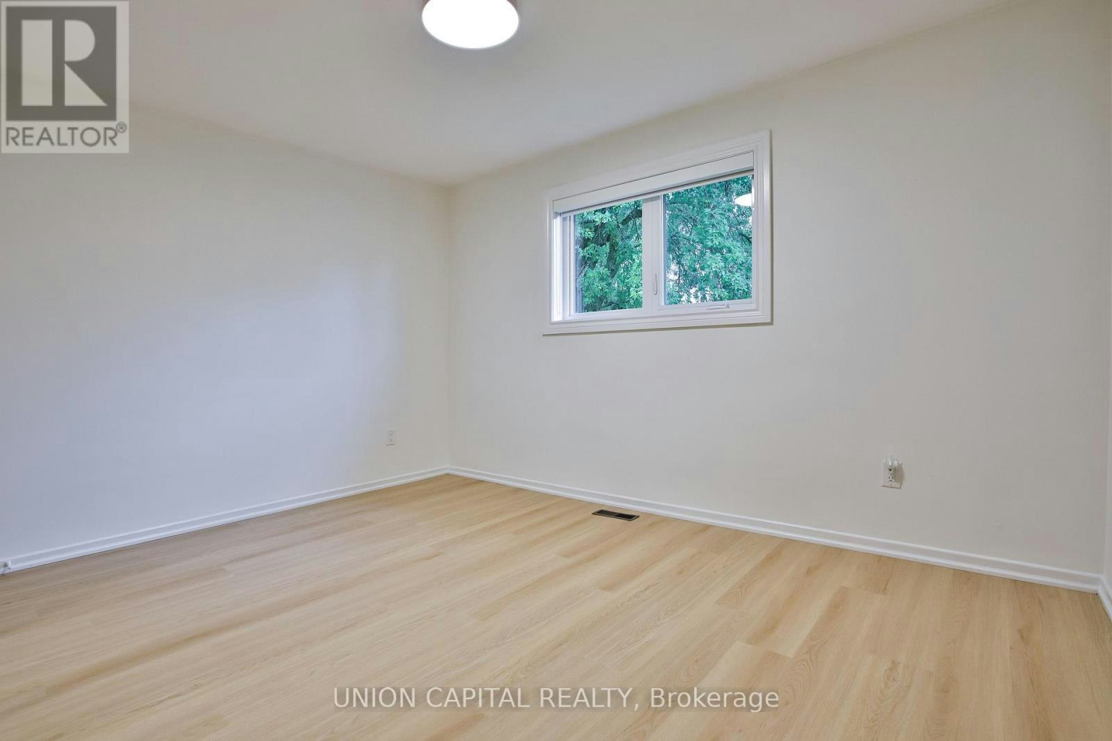 UPPER-131 Romfield Circuit, Markham, ON, L3T 3H7 - 7