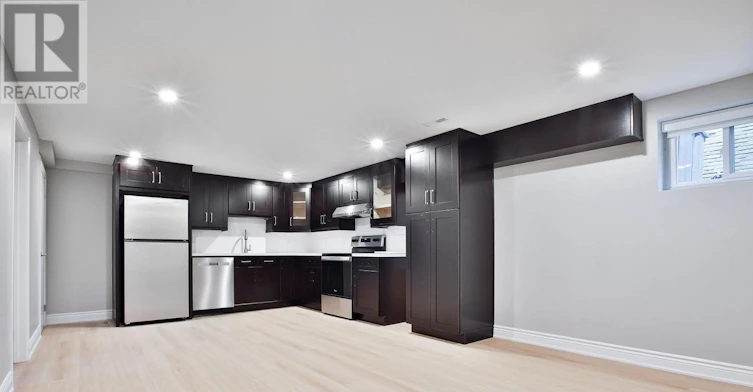 LOWER-131 Romfield Circuit, Markham, ON, L3T 3H7 - 2