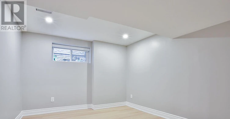 LOWER-131 Romfield Circuit, Markham, ON, L3T 3H7 - 7