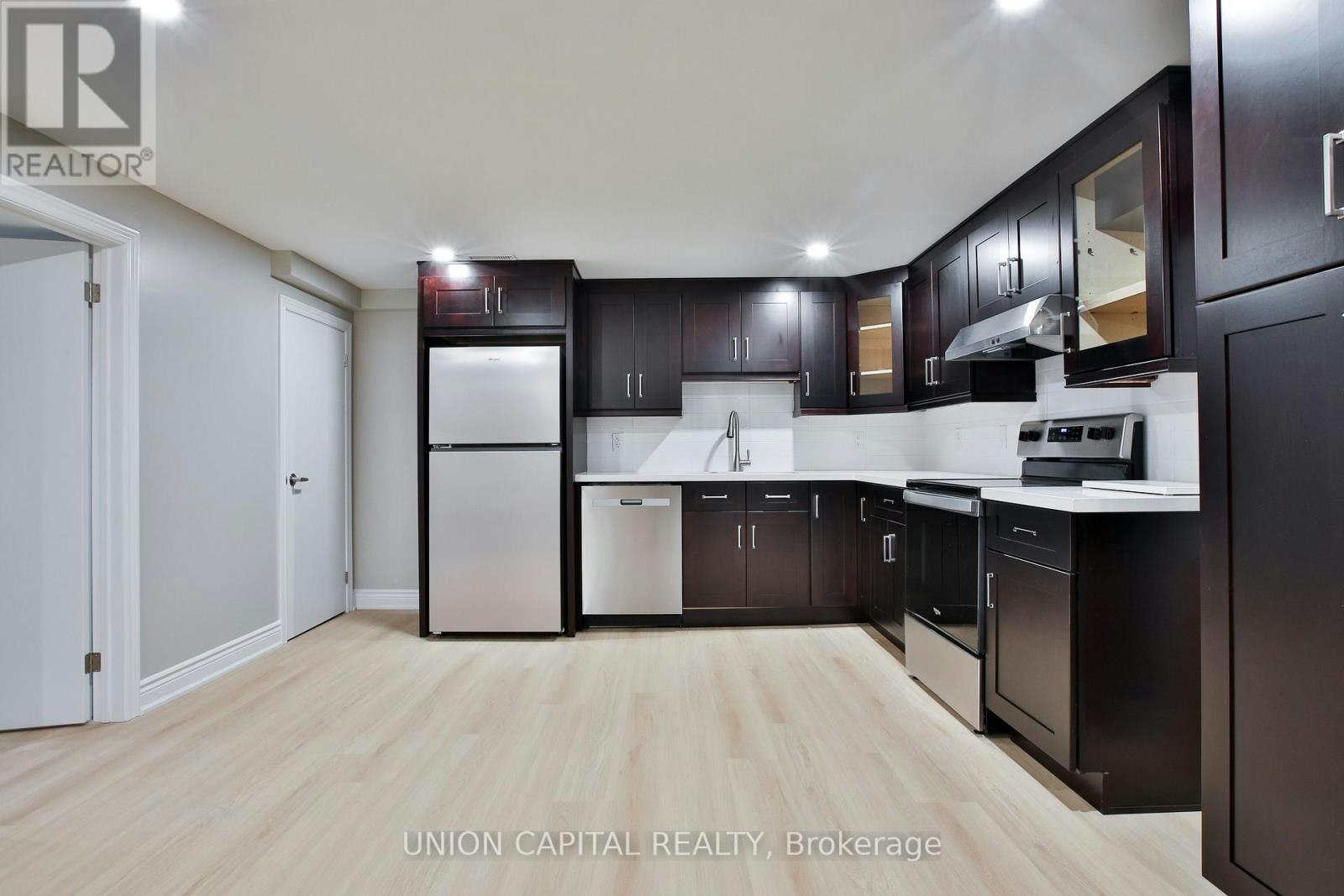 LOWER-131 Romfield Circuit, Markham, ON, L3T 3H7 - 5