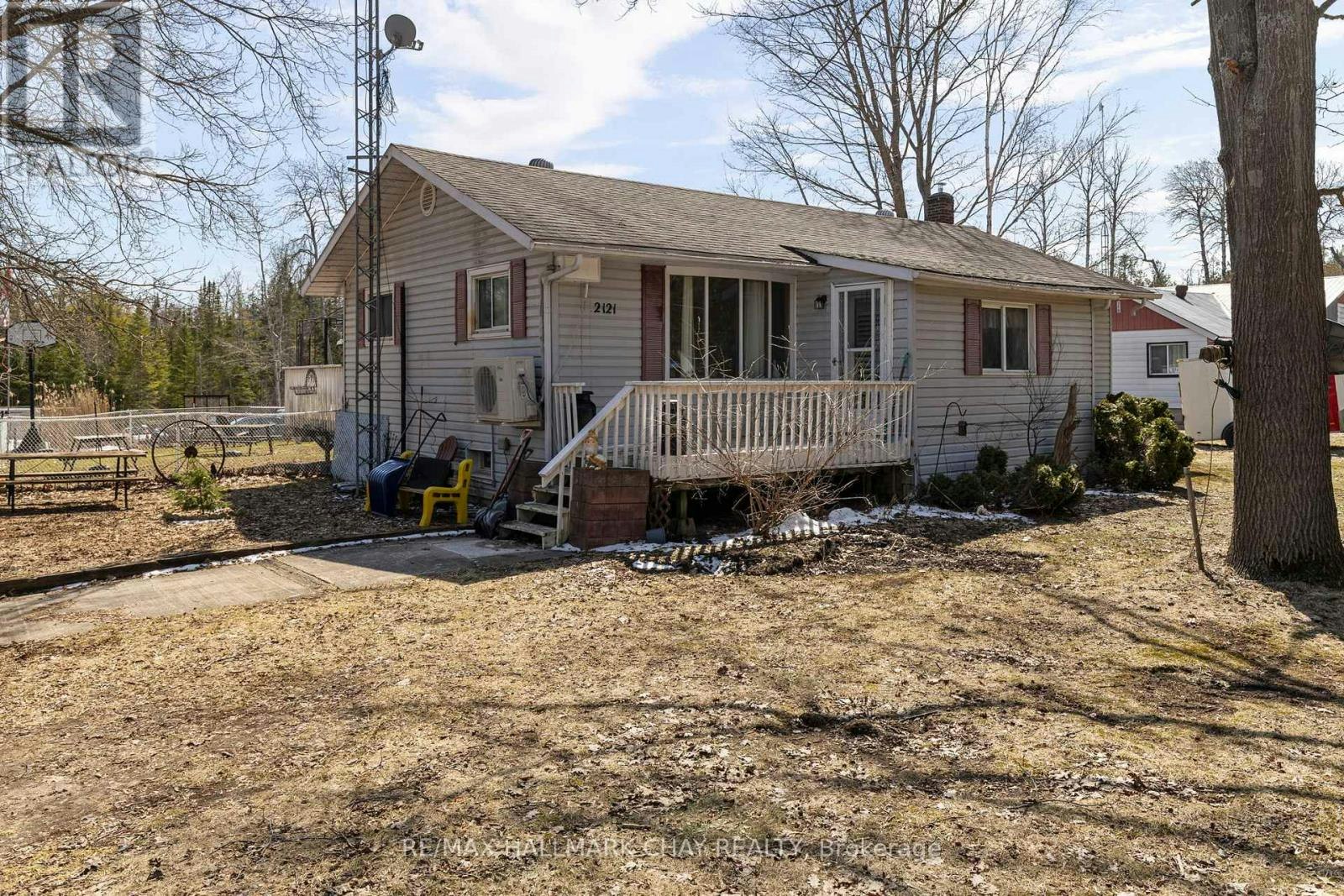 2121 Klondike Park Road, Wasaga Beach, ON, L9Z 2W9