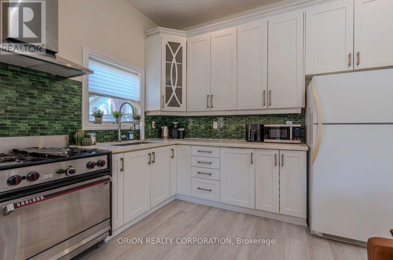 1267 Fisher Avenue, Burlington, ON, L7P 2L5 - 9
