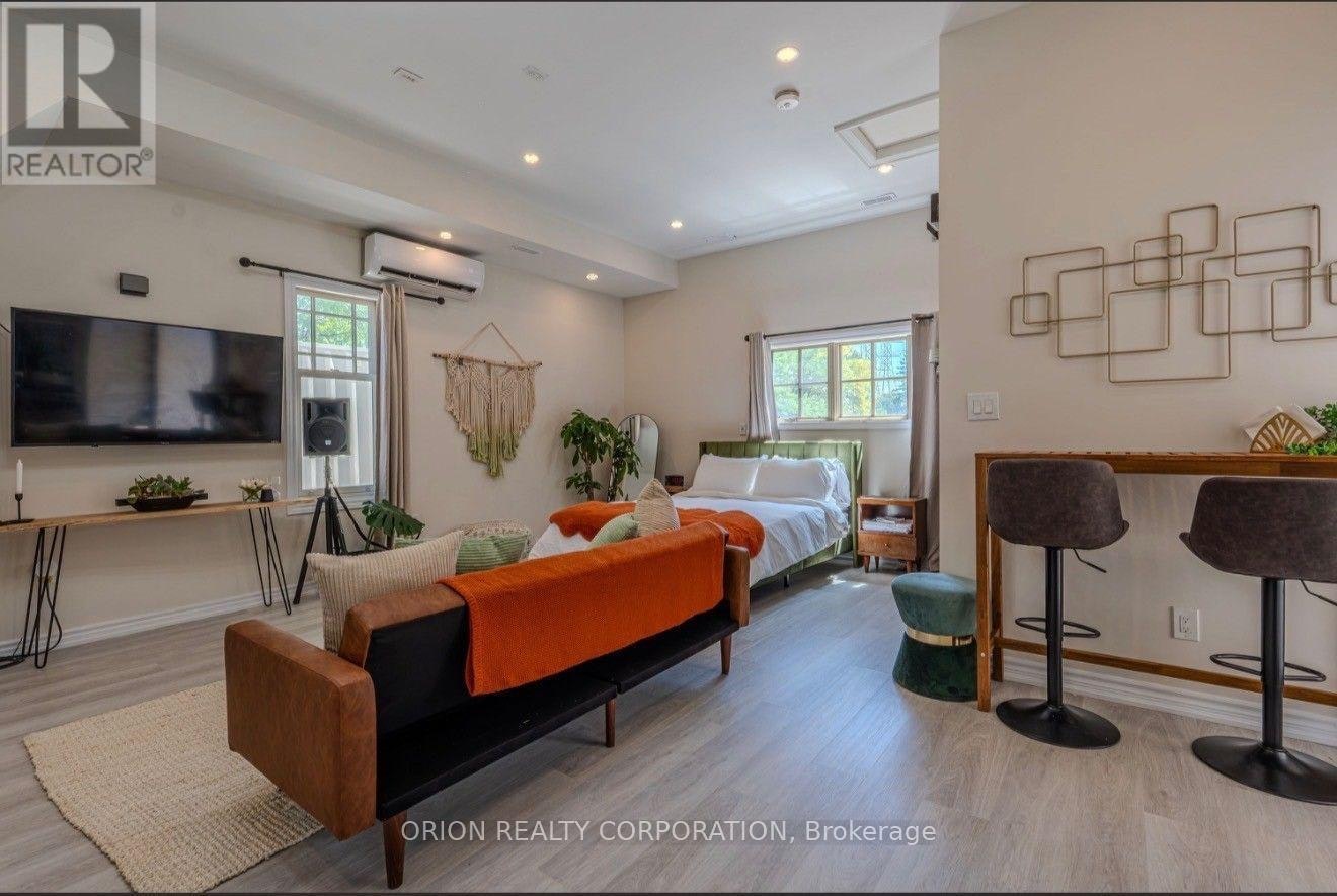 1267 Fisher Avenue, Burlington, ON, L7P 2L5