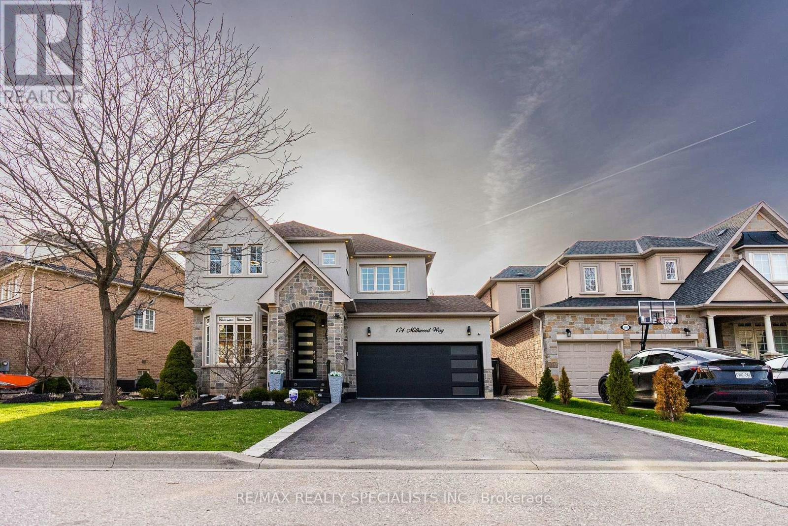 174 Milkweed Way, Oakville, ON, L6L 0A4