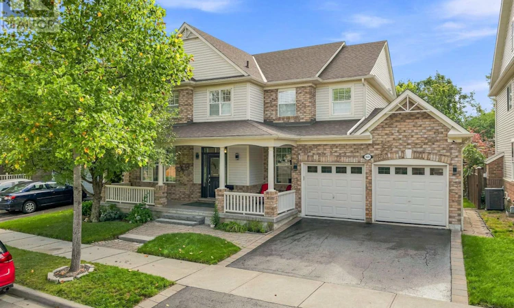 1661 Dempsey Crescent