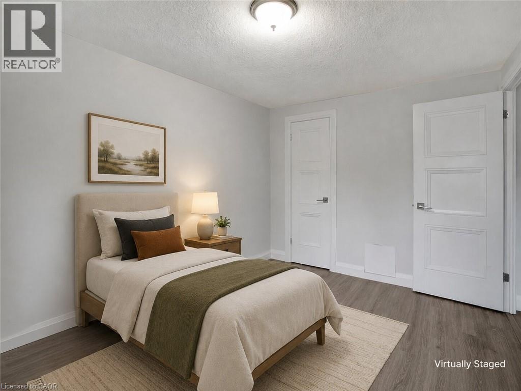 25-162 Jansen Avenue, Kitchener, ON, N2A 2L7 - 14