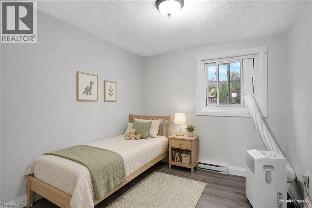 25-162 Jansen Avenue, Kitchener, ON, N2A 2L7 - 12