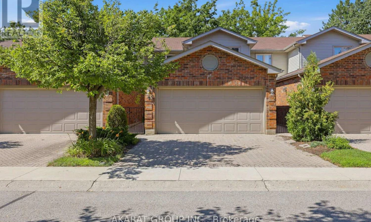 9-70 Sunnyside Drive