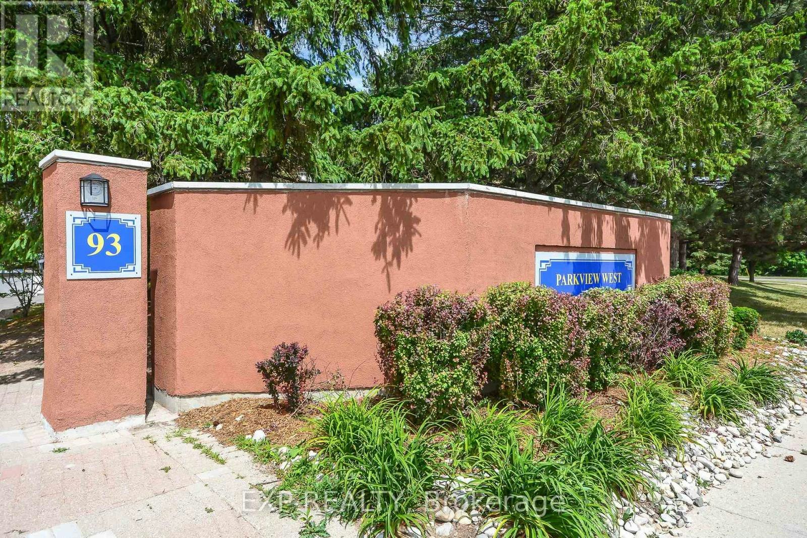 301-93 Westwood Road, Guelph, ON, N1H 7J7