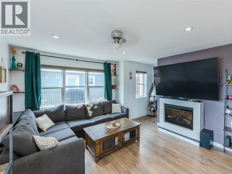102-707 Revelstoke Avenue, Penticton, BC, V2A 2J1 - 8
