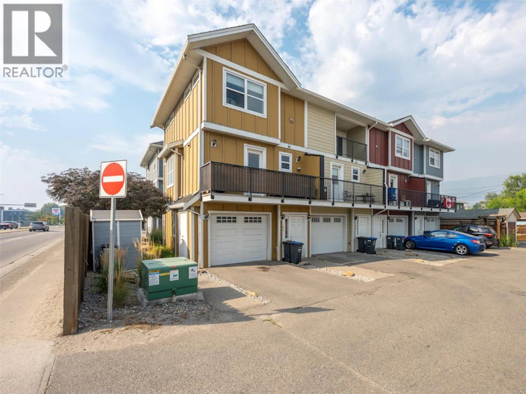 102-707 Revelstoke Avenue, Penticton, BC, V2A 2J1 - 2