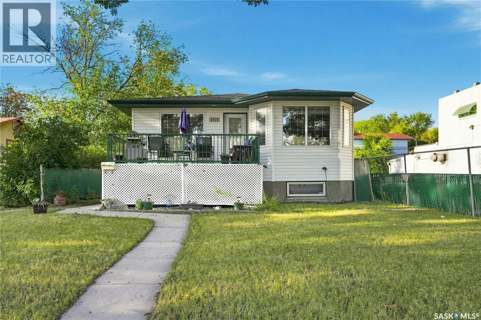 4920 Dewdney Avenue, Regina, SK, S4T 1B8