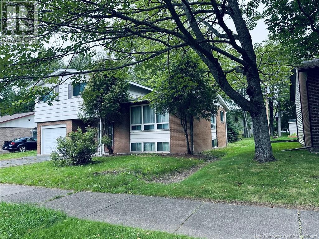 69 Chandler Crescent, Moncton, NB, E1E 3W6