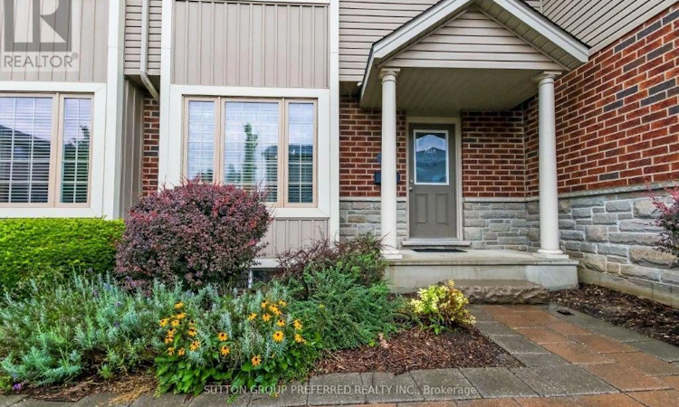 8-2145 Routledge Park NORTH