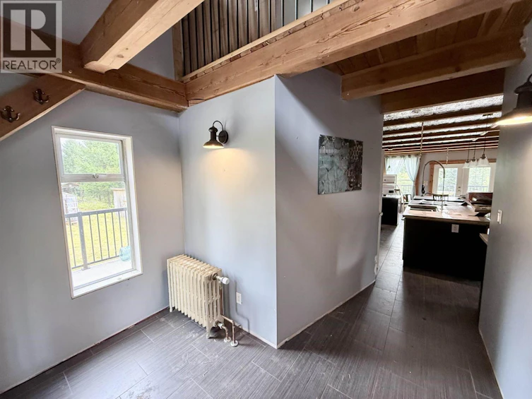 6995 Colgan Road, 100 Mile House, BC, V0K 1X1 - 9