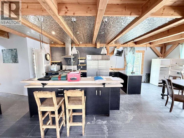 6995 Colgan Road, 100 Mile House, BC, V0K 1X1 - 13