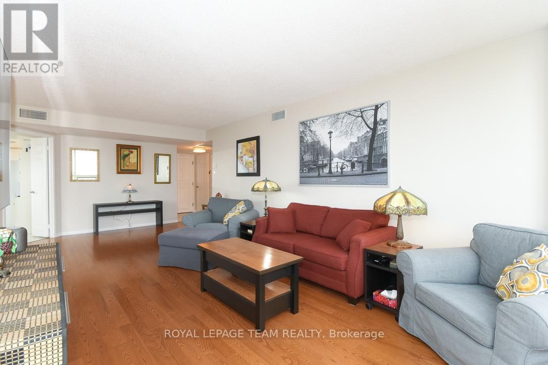 2504-1510 Riverside Drive, Ottawa, ON, K1G 4X5 - 15