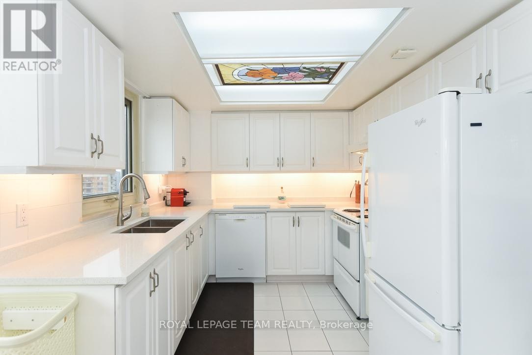 2504-1510 Riverside Drive, Ottawa, ON, K1G 4X5 - 7