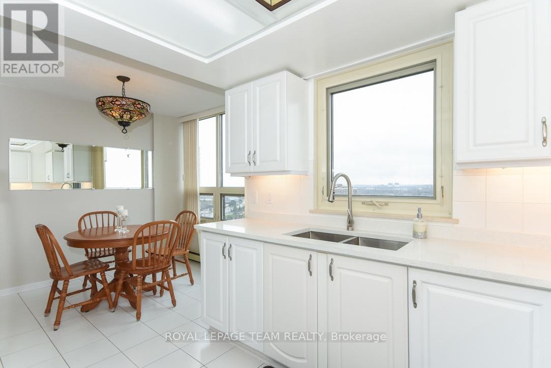 2504-1510 Riverside Drive, Ottawa, ON, K1G 4X5 - 11